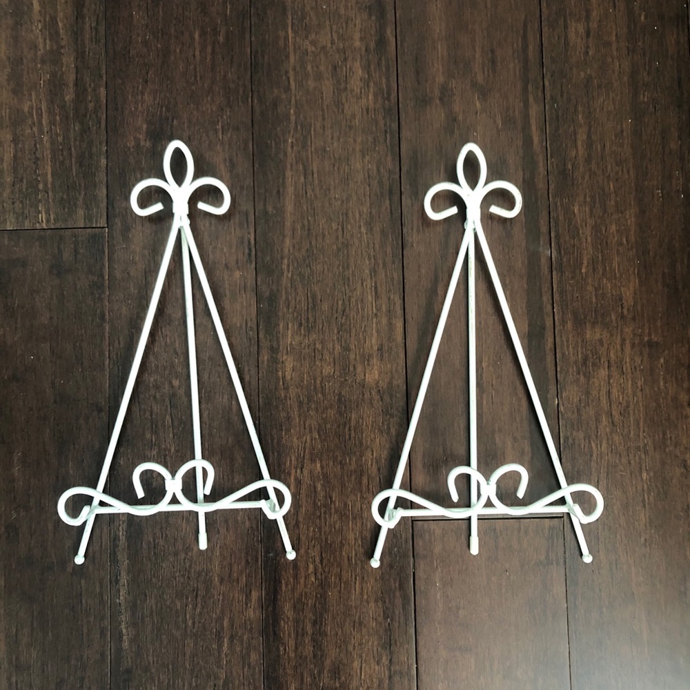Farmhouse style photo easel